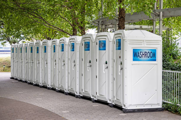 Portable Toilet Options We Offer in Blue Rapids, KS